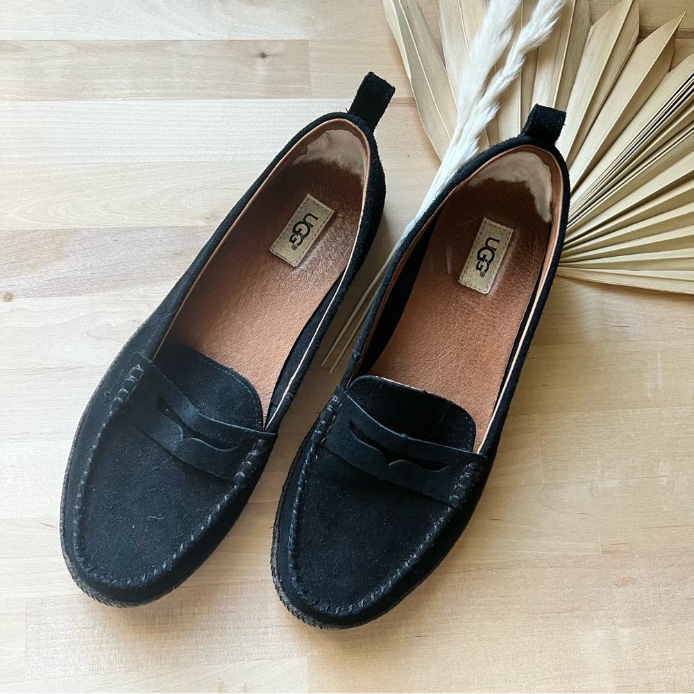 UGG • LOAFERS